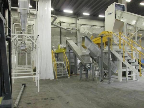 NEUE HERBOLD - Washing lines (washing / separating / drying) for wet recycling of conterminated plastics