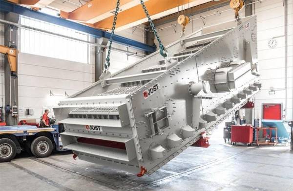 JOEST excels in car recycling with Flip-Flow Screen TOPCILLA 