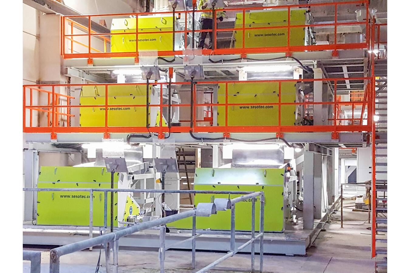 New sensor technology for Sesotec sorting system reduces good material New sensor technology for Sesotec sorting systems reduces good material loss and increases profitability. 