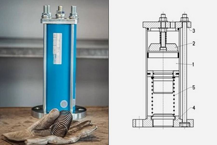 Promoting the flow in silos and cleaning the silo walls Flow in a silo can be promoted with a hammer. But the use of pneumatic knockers is a much better way. This gives maximum impact, without damage. 