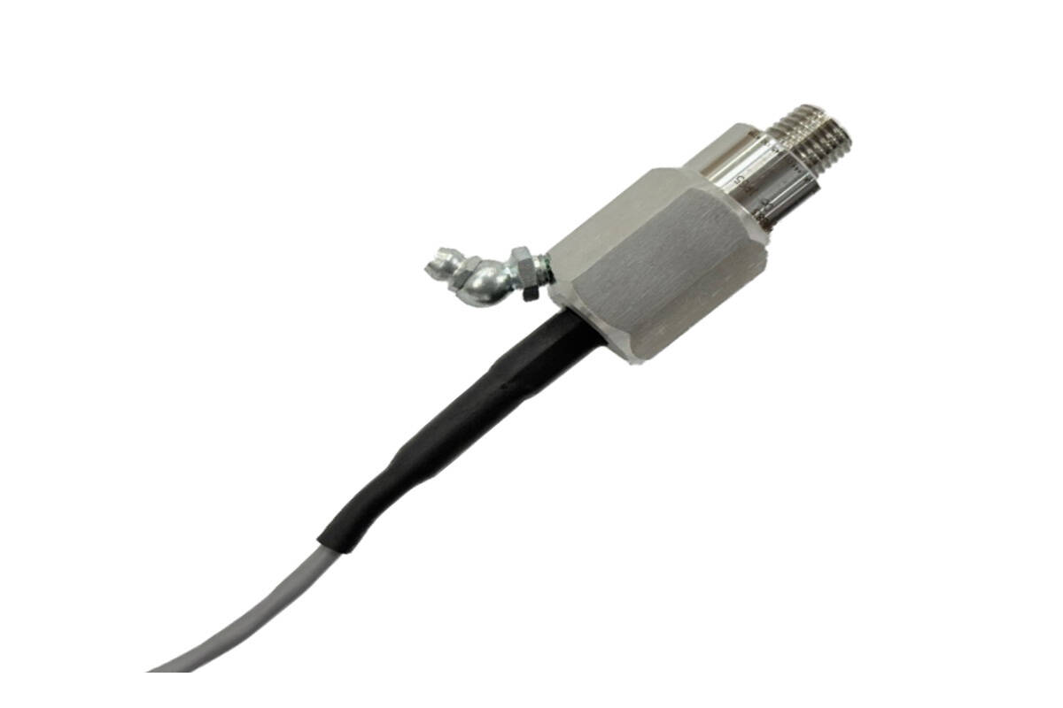 4B WDB83X Contact Bearing Temperature Sensors WDB83x contact bearing sensors offer protection from overheating with built-in grease nipple, NC circuit, and PLC/monitor compatibility—simple, safe, reliable.