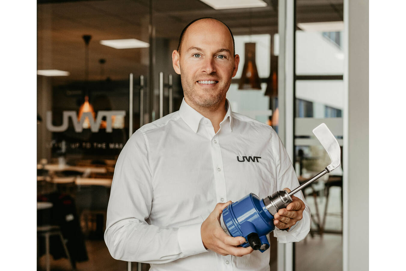 EHEDG-Zertifizierung: Upgrade für Rotonivo® Drehflügelmelder  Upgrade für den Rotonivo®-Drehflügelmelder 
EHEDG- Zertifizierung setzt neue Hygienestandards
