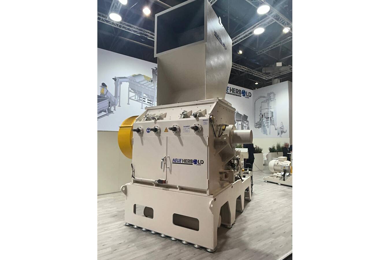 NEUE HERBOLD - new Cutting Mill with a rotor diameter of 1000 mm NEUE HERBOLD - Granulator type SM 1000/1600-S11-2 - robust, durable - For high throughput rates